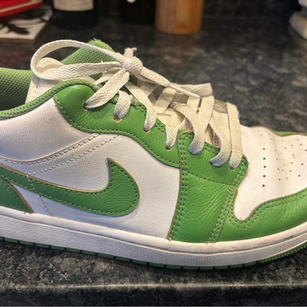 Nike men Low-Top Air Jordan Sneakers in White and Green